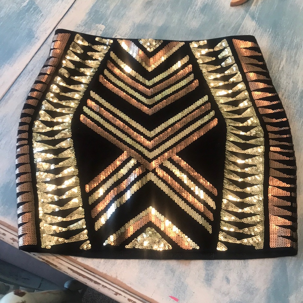 Gold sequin Express mini skirt